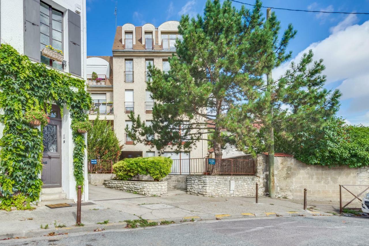 Modern Apart City Mantes-la-Jolie Esterno foto